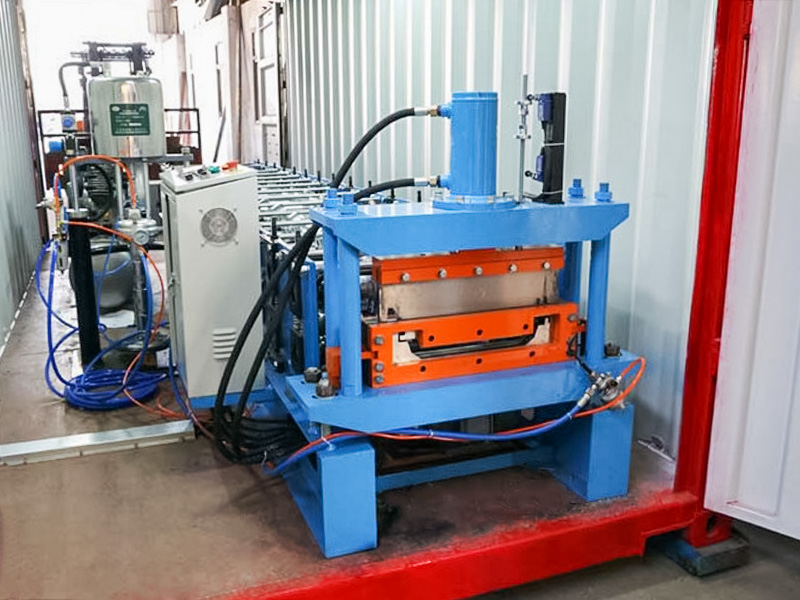 YX66-470 Zeer specifieke rolvormmachine met staande naad